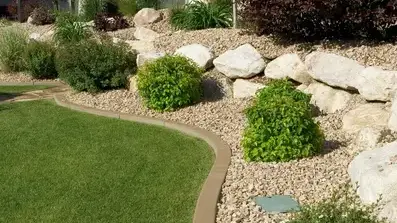 jardinier à Dinéault - image 3